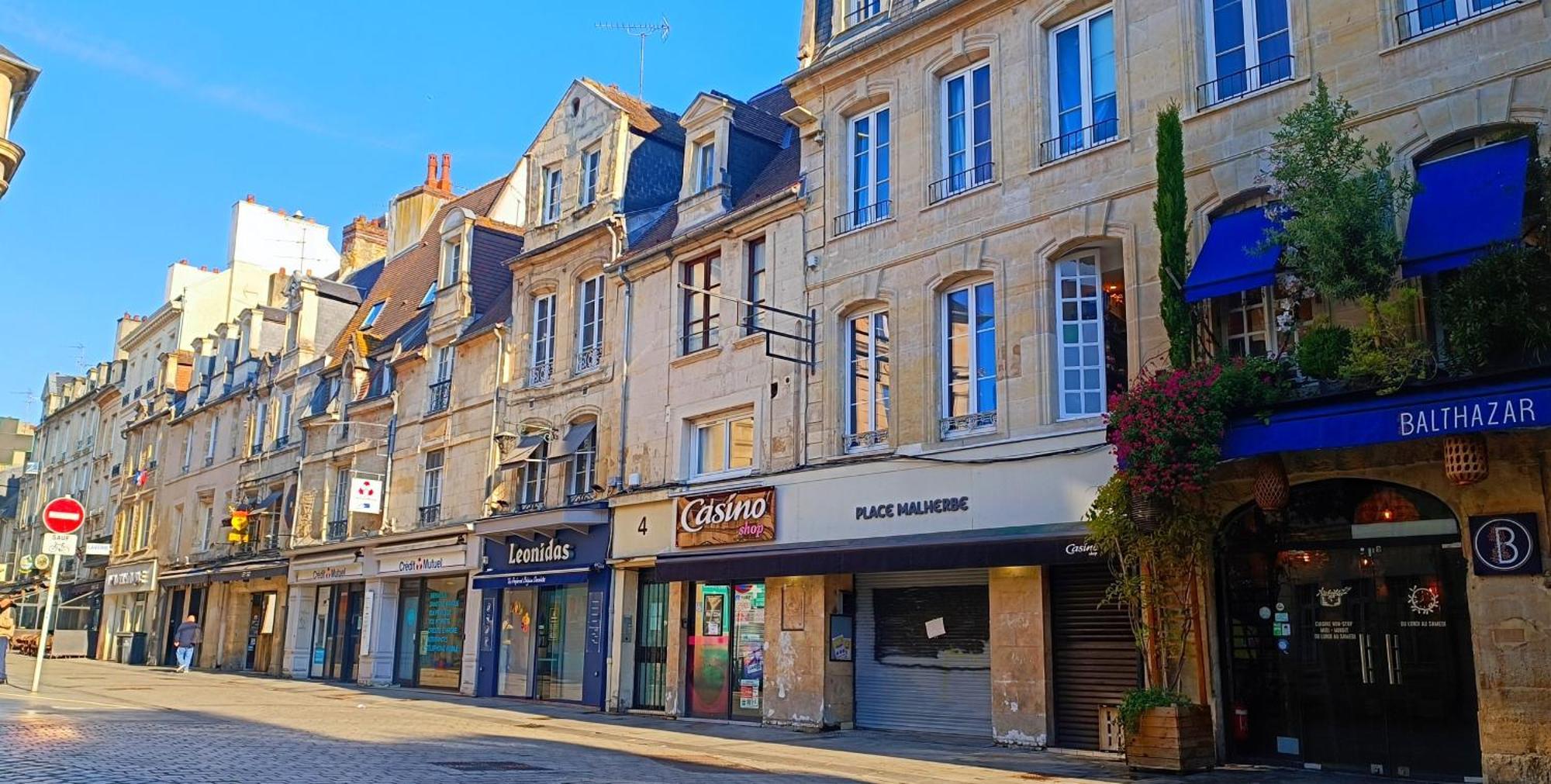 Elegant Studio En Hypercentre Dans Le Quartier Historique Anime Avec Parking Gratuit Caen Eksteriør billede